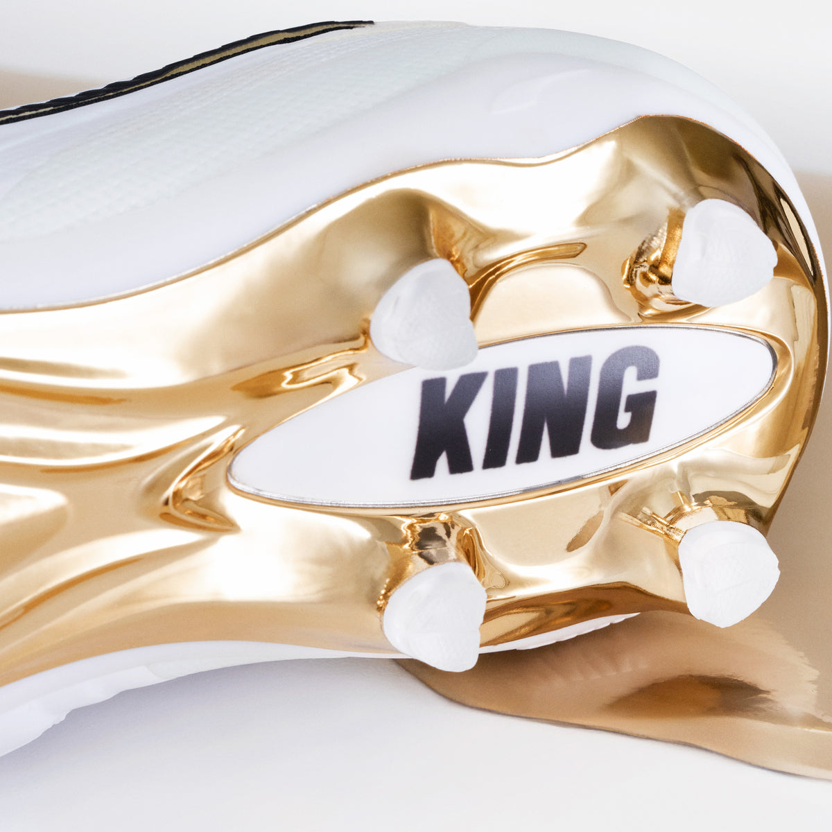 King 20 Ultimate FG/AG 'White Gold Pack' – Weston Corporation