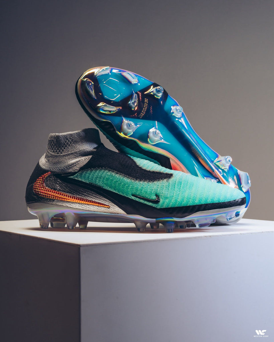Nike Phantom Mode サッカーシューズ dafaede4-dbe0-400e-9f26-