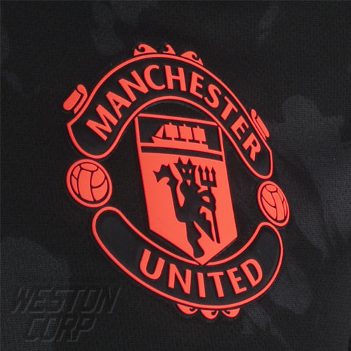 Manchester united store crest 2019