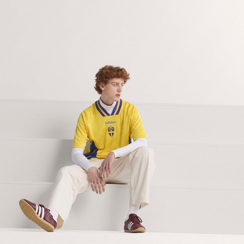 Sweden Adult 1994 Home Jersey – Weston Corporation