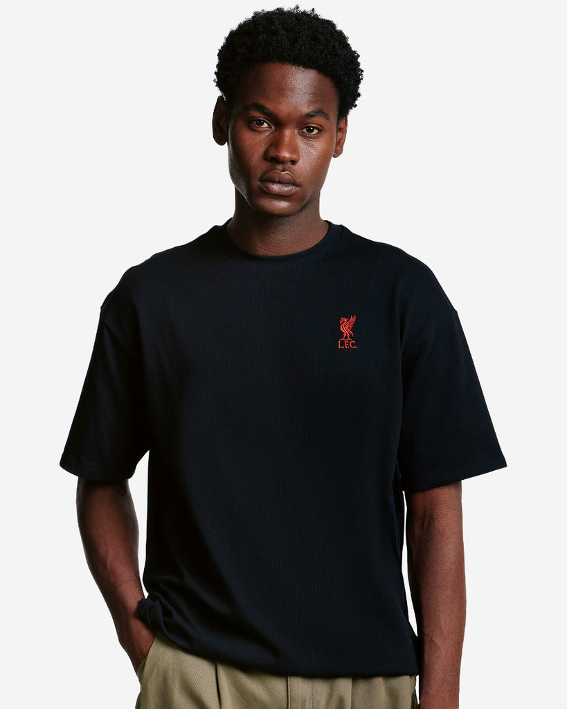 LFC Mens Oversized Liverbird Emblem Tee Black