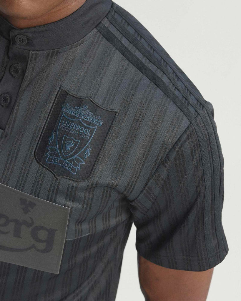 Liverpool Adidas Bringback 95-96 Adults Special Edition Blackout