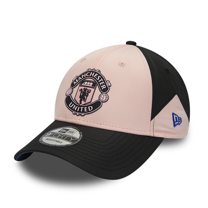 Manchester United FW Poly 9Forty Adjustable Cap (Pink/Black)